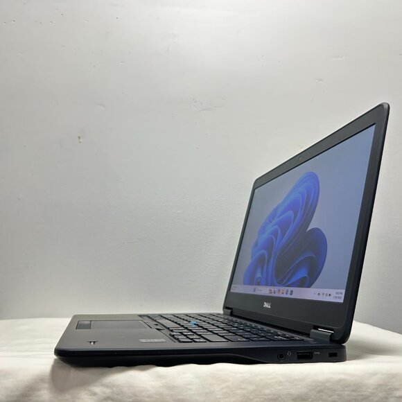 ✅Dell Latitude E7450 Laptop – Intel Core i7 | 8GB RAM | 256GB SSD | Windows 11 - Picture 2 of 7